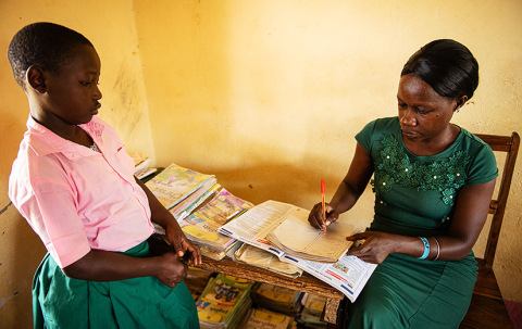 Gloria_kilifi_hansbach_oxfam-45_825x520px.jpg
