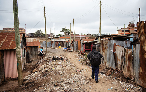 gift_nairobi_Kawangware_hansbach_oxfam-20_825x520px.jpg
